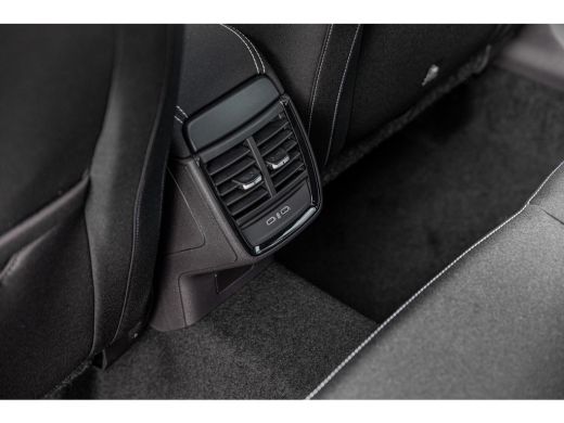 Skoda Kamiq ŠKODA Monte Carlo | Achteruitrijcamera | Cruise control met speedlimiter | Driver Activity Assist... ActivLease financial lease
