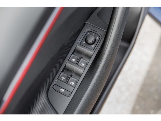 Skoda Kamiq ŠKODA Monte Carlo | Achteruitrijcamera | Cruise control met speedlimiter | Driver Activity Assist... ActivLease financial lease