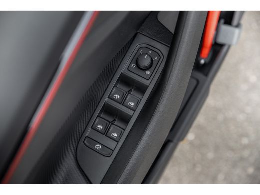 Skoda Scala ŠKODA Monte Carlo | Achteruitrijcamera | Chromen raamlijsten | Cruise control met speedlimiter ActivLease financial lease