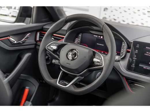Skoda Scala ŠKODA Monte Carlo | Achteruitrijcamera | Chromen raamlijsten | Cruise control met speedlimiter ActivLease financial lease