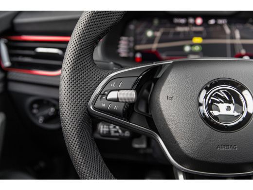 Skoda Scala ŠKODA Monte Carlo | Achteruitrijcamera | Chromen raamlijsten | Cruise control met speedlimiter ActivLease financial lease
