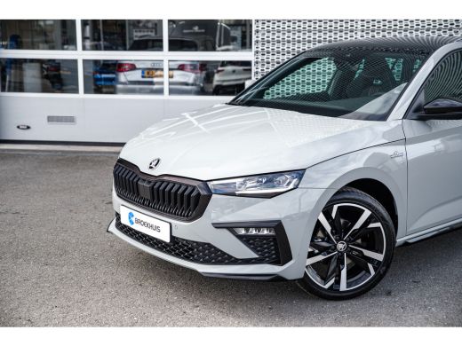 Skoda Scala ŠKODA Monte Carlo | Achteruitrijcamera | Chromen raamlijsten | Cruise control met speedlimiter ActivLease financial lease