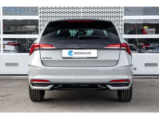 Skoda Scala ŠKODA Monte Carlo | Achteruitrijcamera | Chromen raamlijsten | Cruise control met speedlimiter ActivLease financial lease