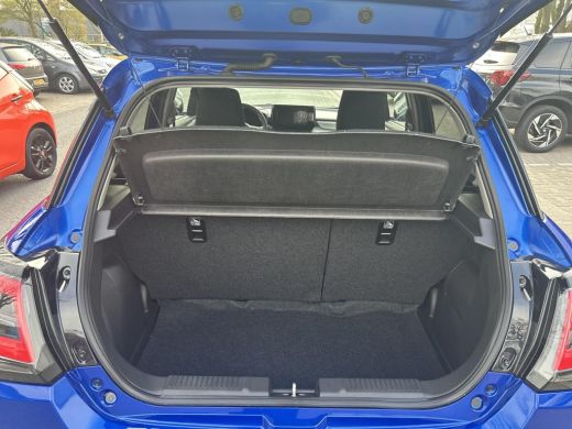 Suzuki Swift 1.2 Style Smart Hybrid ActivLease financial lease