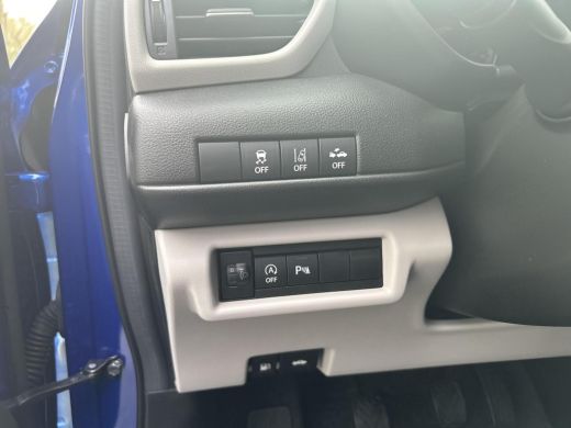 Suzuki Swift 1.2 Style Smart Hybrid ActivLease financial lease