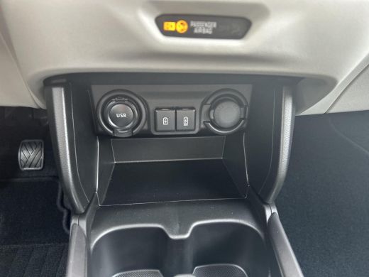 Suzuki Swift 1.2 Style Smart Hybrid ActivLease financial lease