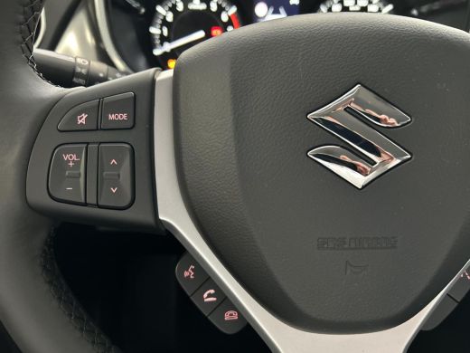 Suzuki Vitara 1.4 Boosterjet Style Smart Hybrid ActivLease financial lease