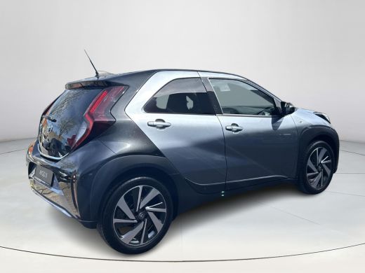 Toyota Aygo X 1.0 VVT-i S-CVT Premium | 06-10141018 Voor meer informatie ActivLease financial lease