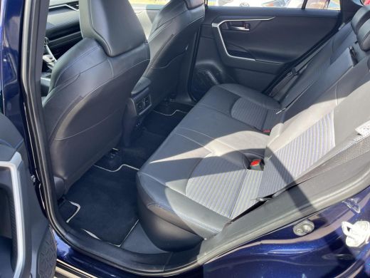Toyota RAV4 2.5 Hybrid Bi-Tone | Facelift 2023 | Apple CarPlay/Android auto | Achteruitrijcamera | Voorruitve... ActivLease financial lease