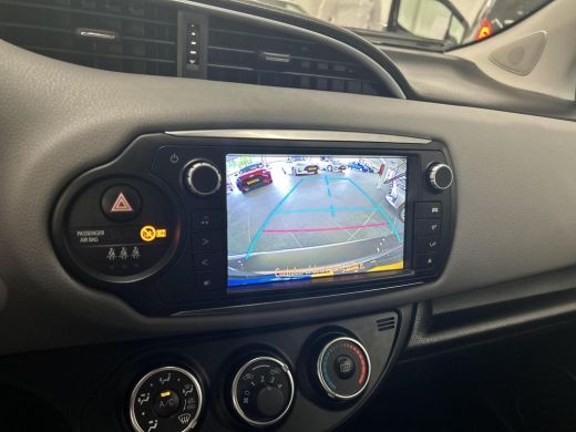 Toyota Yaris 1.3 VVT-i Design ActivLease financial lease