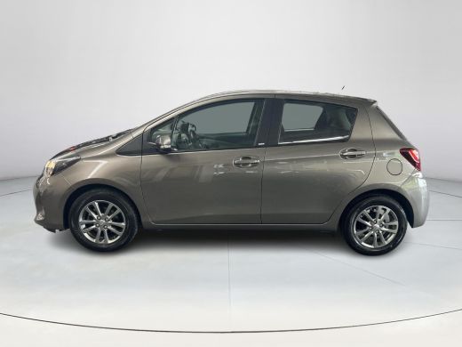 Toyota Yaris 1.3 VVT-i Design ActivLease financial lease