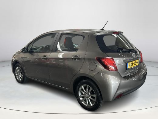 Toyota Yaris 1.3 VVT-i Design ActivLease financial lease