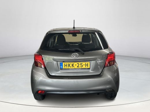 Toyota Yaris 1.3 VVT-i Design ActivLease financial lease