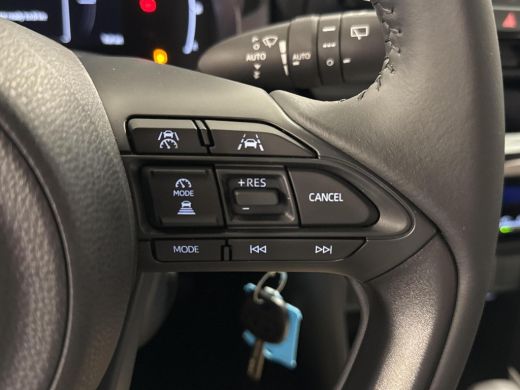 Toyota Yaris Cross 1.5 Hybrid 115 Active **NIEUWE AUTO/ DIRECT LEVERBAAR** ActivLease financial lease