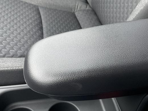 Toyota Yaris Cross 1.5 Hybrid 115 First Edition **COMFORT PACK/ NIEUWE AUTO/ DIRECT LEVERBAAR** ActivLease financial lease