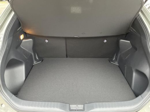 Toyota Yaris Cross 1.5 Hybrid 115 First Edition **COMFORT PACK/ NIEUWE AUTO/ DIRECT LEVERBAAR** ActivLease financial lease