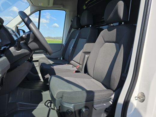 Volkswagen Crafter 35 2.0 TDI L3 H3 Highline - 140 Pk - Euro 6 - Airco - Cruise Control ActivLease financial lease