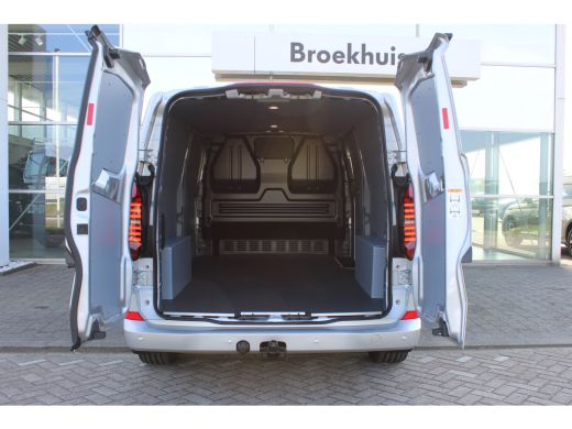 Volkswagen E-Transporter 64 kWh 218 PK | BPM VRIJ | Style Intro | L2 | Trekhaak | Sidebars | PDC | Camera | Navi | ACC | A... ActivLease financial lease