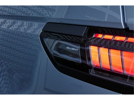 Volkswagen ID. Buzz Cargo Bulli | 286pk| App connect | LED Matrix | Trekhaak | Stoelverwarming | ActivLease financial lease