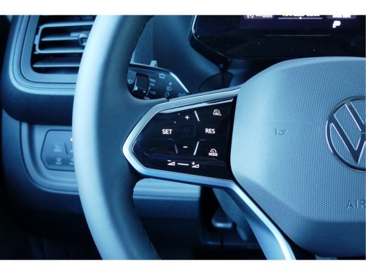 Volkswagen ID. Buzz Cargo Bulli | 286pk| App connect | LED Matrix | Trekhaak | Stoelverwarming | ActivLease financial lease