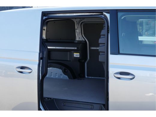 Volkswagen ID. Buzz Cargo Bulli | 286pk| App connect | LED Matrix | Trekhaak | Stoelverwarming | ActivLease financial lease