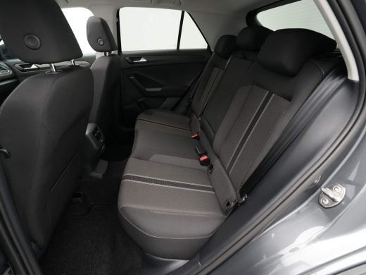 Volkswagen T-Roc 1.5 TSI 150pk Style Panorama Trekhaak Virtual Cockpit Led 343 ActivLease financial lease