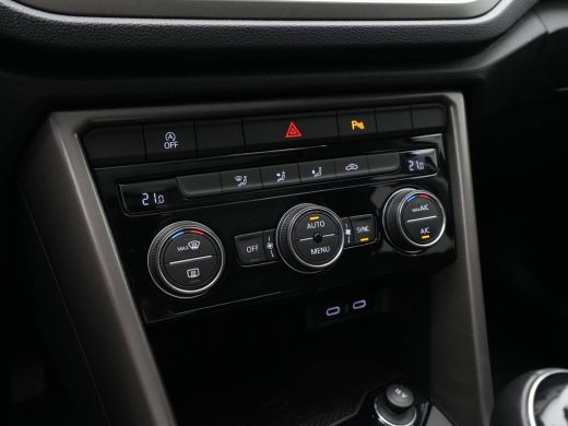 Volkswagen T-Roc 1.5 TSI 150pk Style Panorama Trekhaak Virtual Cockpit Led 343 ActivLease financial lease
