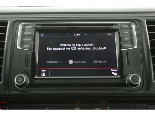 Volkswagen Transporter 2.0 TDI L2H1 140PK Airco Carplay Cruise Navigatie PDC Imperiaal Elektrpakket Trekhaak ActivLease financial lease