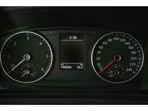 Volkswagen Transporter 2.0 TDI L2H1 140PK Airco Carplay Cruise Navigatie PDC Imperiaal Elektrpakket Trekhaak ActivLease financial lease