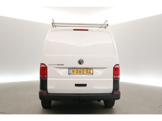 Volkswagen Transporter 2.0 TDI L2H1 140PK Airco Carplay Cruise Navigatie PDC Imperiaal Elektrpakket Trekhaak ActivLease financial lease