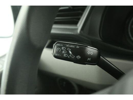 Volkswagen Transporter 2.0 TDI L2H1 150PK DSG Automaat Airco Cruise Carplay PDC Elektrpakket Trekhaak ActivLease financial lease