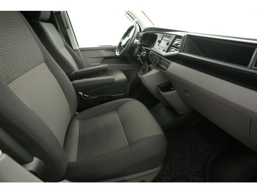 Volkswagen Transporter 2.0 TDI L2H1 150PK DSG Automaat Airco Cruise Carplay PDC Elektrpakket Trekhaak ActivLease financial lease