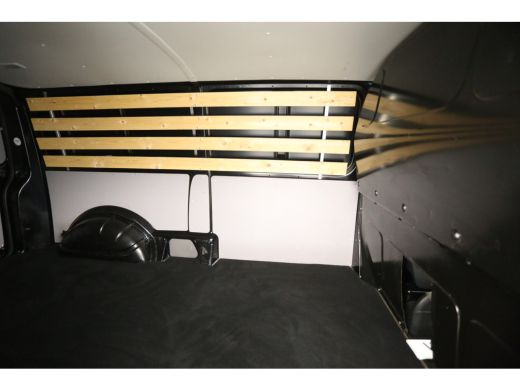 Volkswagen Transporter 2.0 TDI L2H1 150PK DSG Automaat Airco Cruise Carplay PDC Elektrpakket Trekhaak ActivLease financial lease