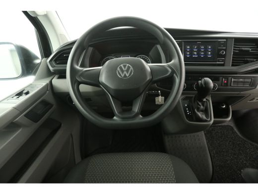 Volkswagen Transporter 2.0 TDI L2H1 150PK DSG Automaat Airco Cruise Carplay PDC Elektrpakket Trekhaak ActivLease financial lease
