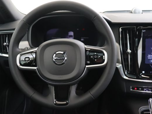 Volvo  V90 Volvo T6 AWD Ultimate Dark | Luchtvering | Bowers & Wilkins | 360° Camera | Gelamineerd glas | Tr... ActivLease financial lease