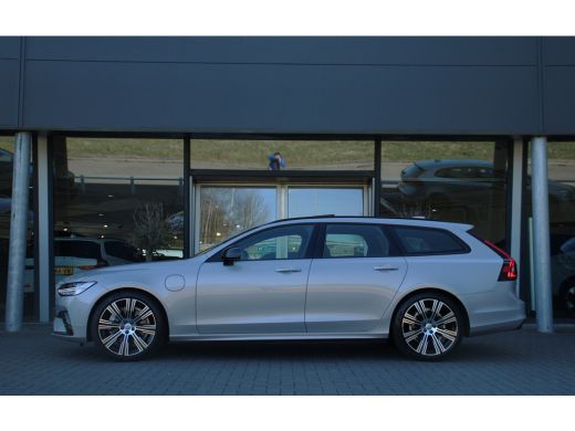 Volvo  V90 Volvo T6 AWD Ultimate Dark | Luchtvering | Bowers & Wilkins | 360° Camera | Gelamineerd glas | Tr... ActivLease financial lease