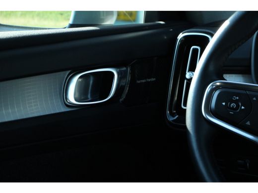 Volvo  XC40 T5 AWD Intro Edition | Adaptive Cruise | Lighting-Pack | Standkachel | Harman/Kardon | Trekhaak ActivLease financial lease