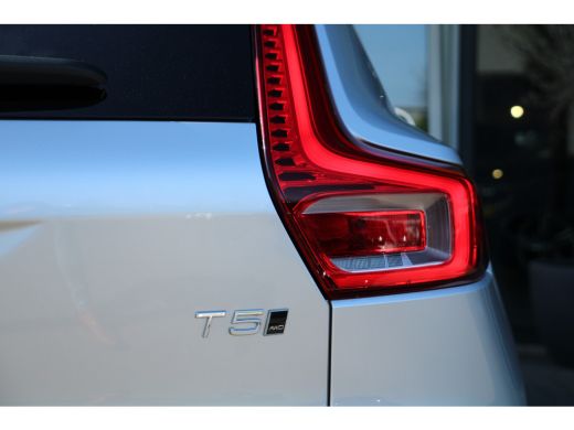 Volvo  XC40 T5 AWD Intro Edition | Adaptive Cruise | Lighting-Pack | Standkachel | Harman/Kardon | Trekhaak ActivLease financial lease