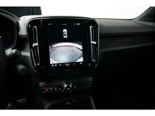 Volvo  XC40 Volvo Recharge Core 70 kWh | Climate Pack | Getint Glas | Camera | 19-Inch | Climate Pack | Getin... ActivLease financial lease