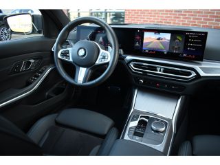 BMW 3 Serie Touring 320d M-Sport Pano ACC El-zetels Dravit Adp-onderstel Adp-LED