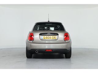 Mini Mini 1.5 Cooper Business Edition Navigatie | Automaat | Climate control | Cruise control | Dealer onde...