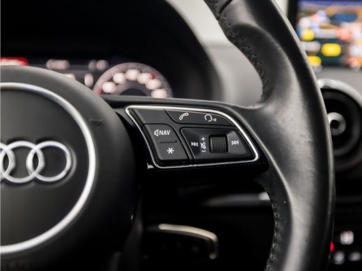 Audi A3 Limousine 30 TFSI Sport (DIGITAL COCKPIT, GROOT NAVI, CLIMATE, GETINT GLAS, LED KOPLAMPEN, SPORTS... ActivLease financial lease