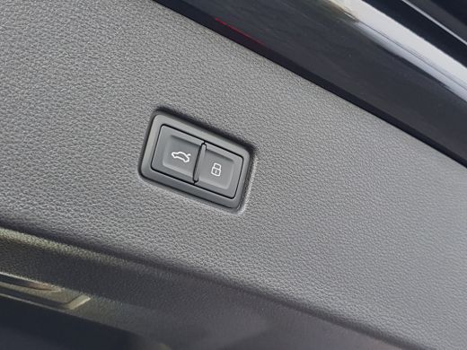 Audi Q8 Audi 60 TFSI e quattro Pro Line S Competition | Pano | 360 graden camera | ActivLease financial lease
