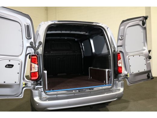 Fiat E-Doblò 136 L2 50 kWh ActivLease financial lease