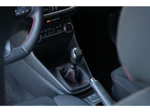 Ford Fiesta 1.0 EcoBoost Hybrid ST-Line | DAB | Keyless | Lichtmetalen velgen ""17 ActivLease financial lease