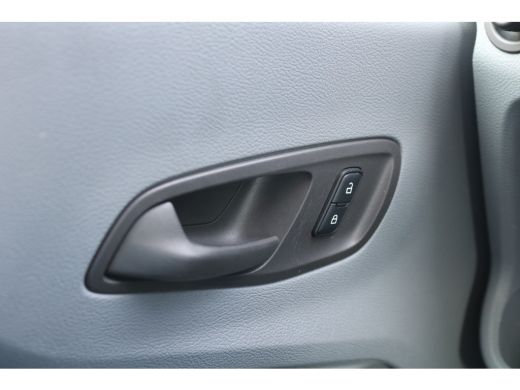 Ford Transit 2.0 TDCI 130pk Euro 6 L3 H3 Trend Airco Navigatie Camera Trekhaak ActivLease financial lease