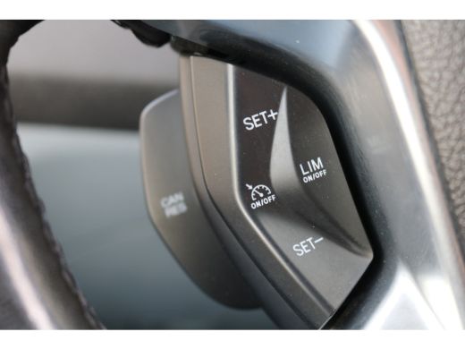 Ford Transit 2.0 TDCI 130pk Euro 6 L3 H3 Trend Airco Navigatie Camera Trekhaak ActivLease financial lease