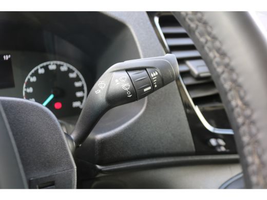 Ford Transit 2.0 TDci L3 H2 Trend Airco Navigatie Camera Bott Vario Kast ActivLease financial lease