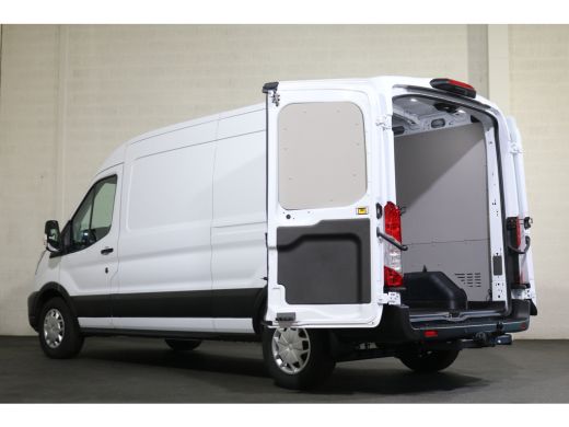 Ford Transit 2.0 TDCI L3 H2 Trend Airco Navigatie Camera Trekhaak ActivLease financial lease