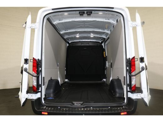 Ford Transit 2.0 TDCI L3 H2 Trend Airco Navigatie Camera Trekhaak ActivLease financial lease